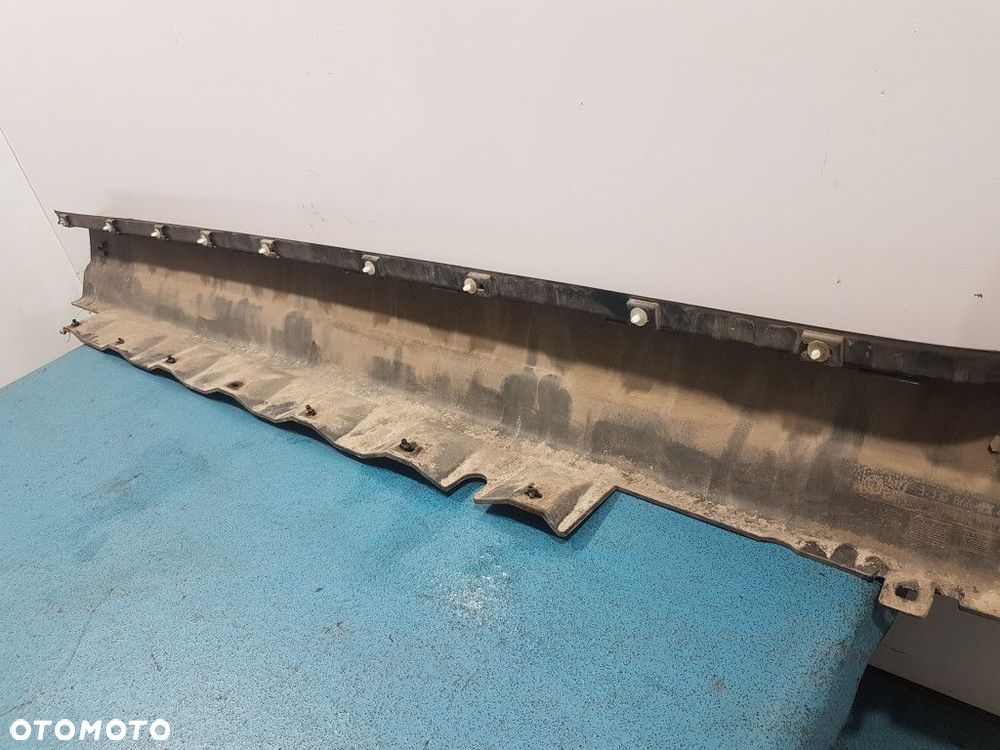 BMW X3 NAKŁADKA NA PRÓG PRAWA PLASTIK - 3