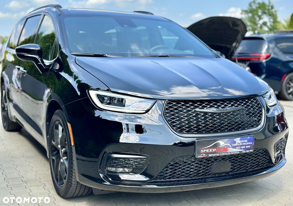 Chrysler Pacifica - 6