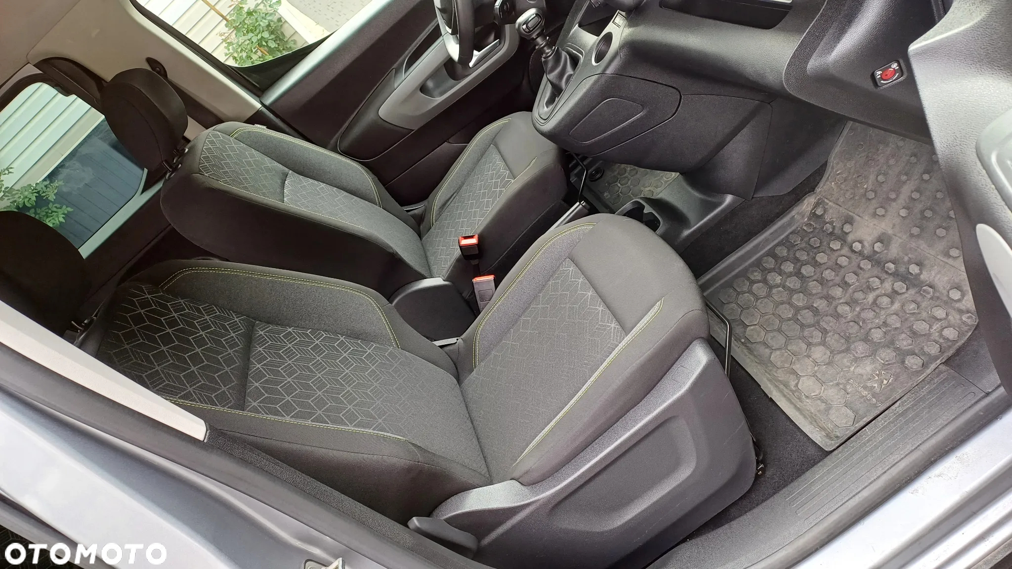 Peugeot Rifter 1.2 PureTech Active Pack S&S - 11
