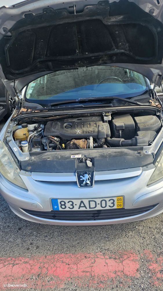 Peugeot 307 Break ver-1-4-hdi-xs - 2
