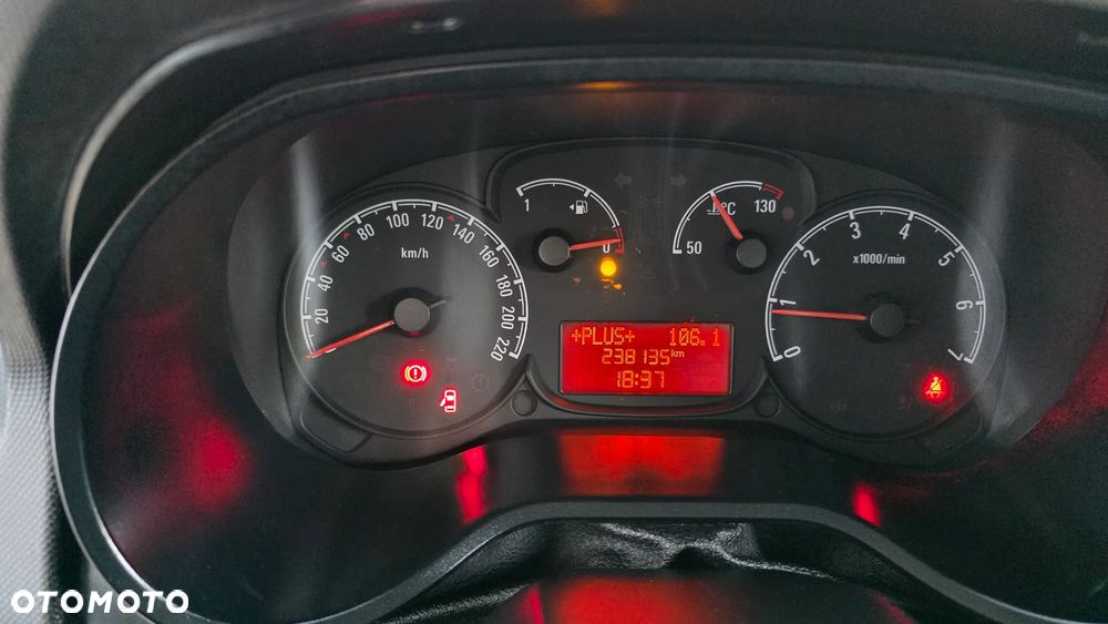 Opel Combo - 22