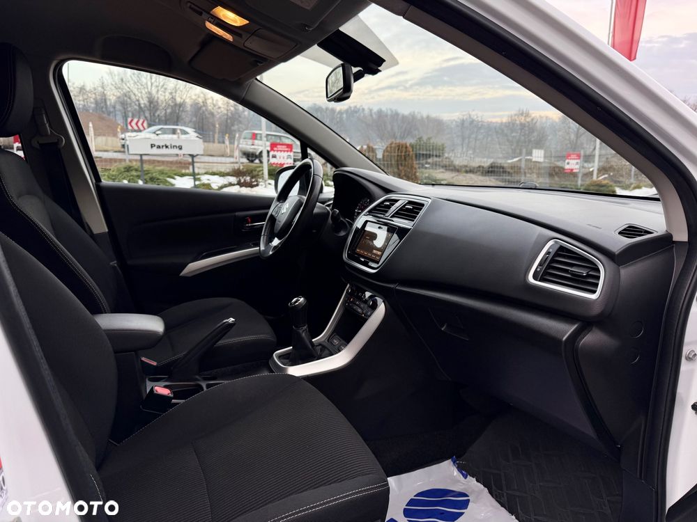 Suzuki SX4 S-Cross 1.0 T Premium - 12