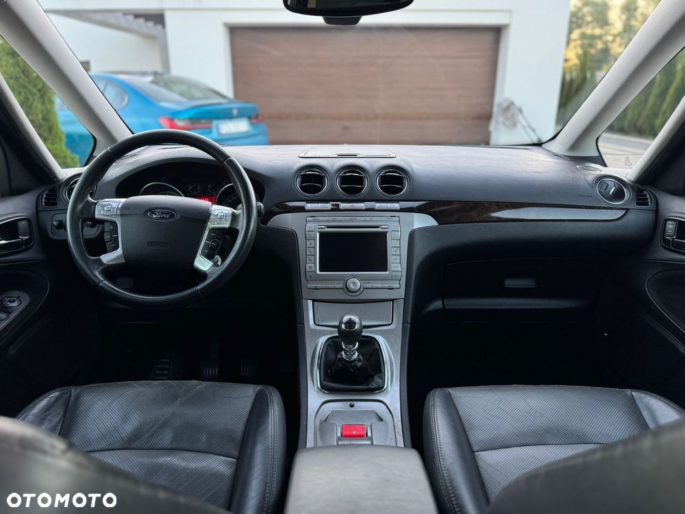 Ford Galaxy 2.0 TDCi DPF Ghia - 28
