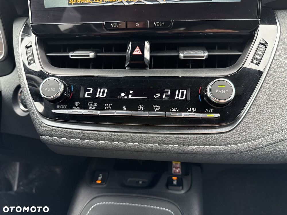 Toyota Corolla 1.8 Hybrid Style - 16