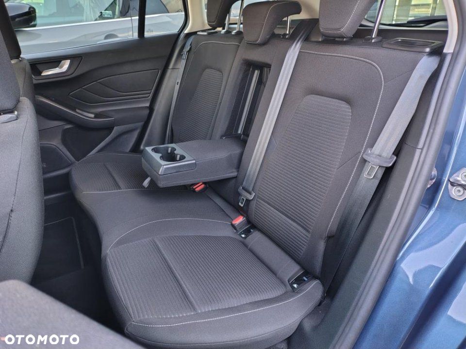 Ford Focus - 13