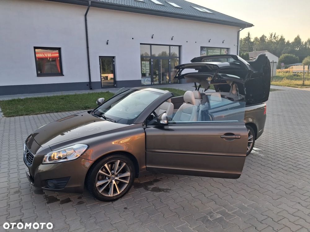 Volvo C70 - 11