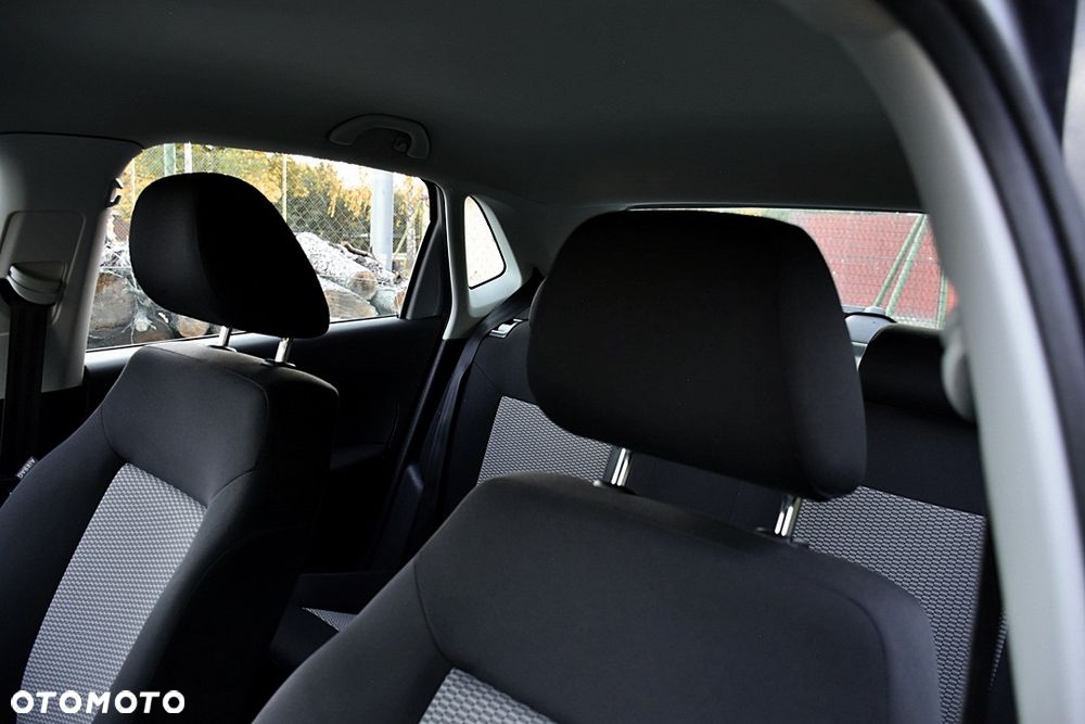 Volkswagen Polo 1.2 Comfortline - 29