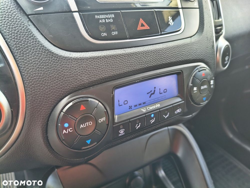 Hyundai ix35 1.6 2WD blue Trend - 17