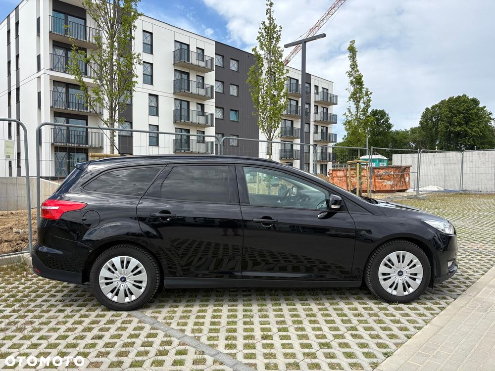 Ford Focus 1.0 EcoBoost Titanium ASS - 1