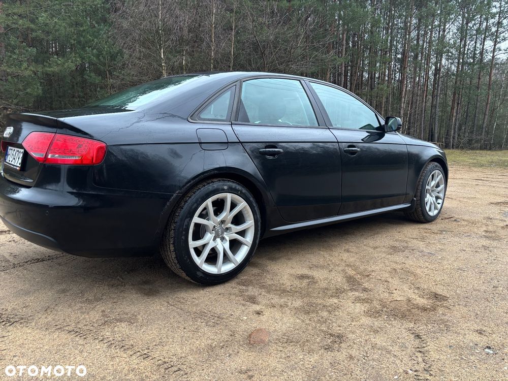 Audi A4 Limousine 1.8 TFSI Limited Edition - 3