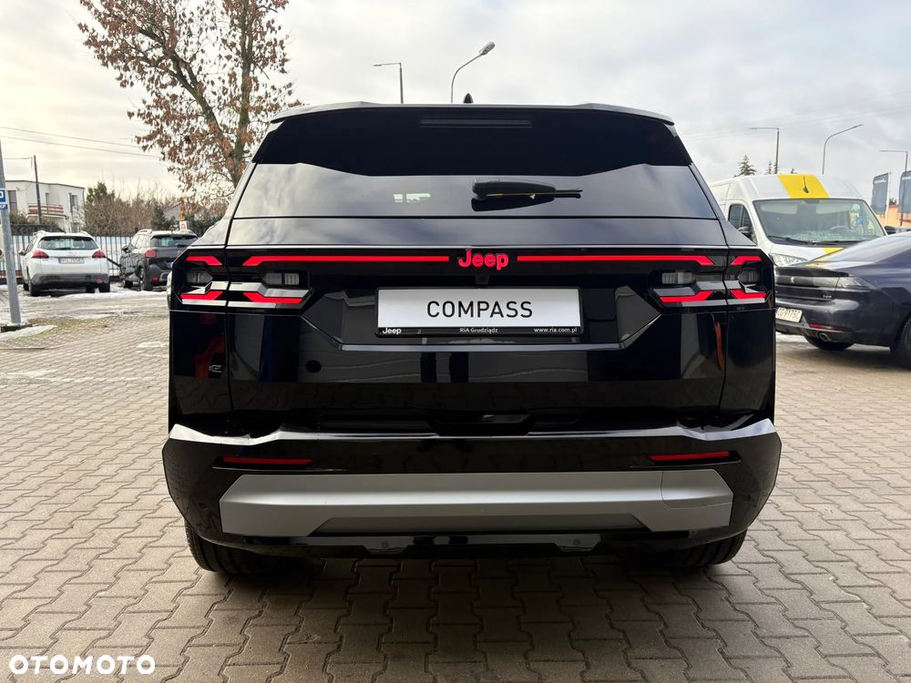 Jeep Compass 73.7kWh First Edition FWD - 6