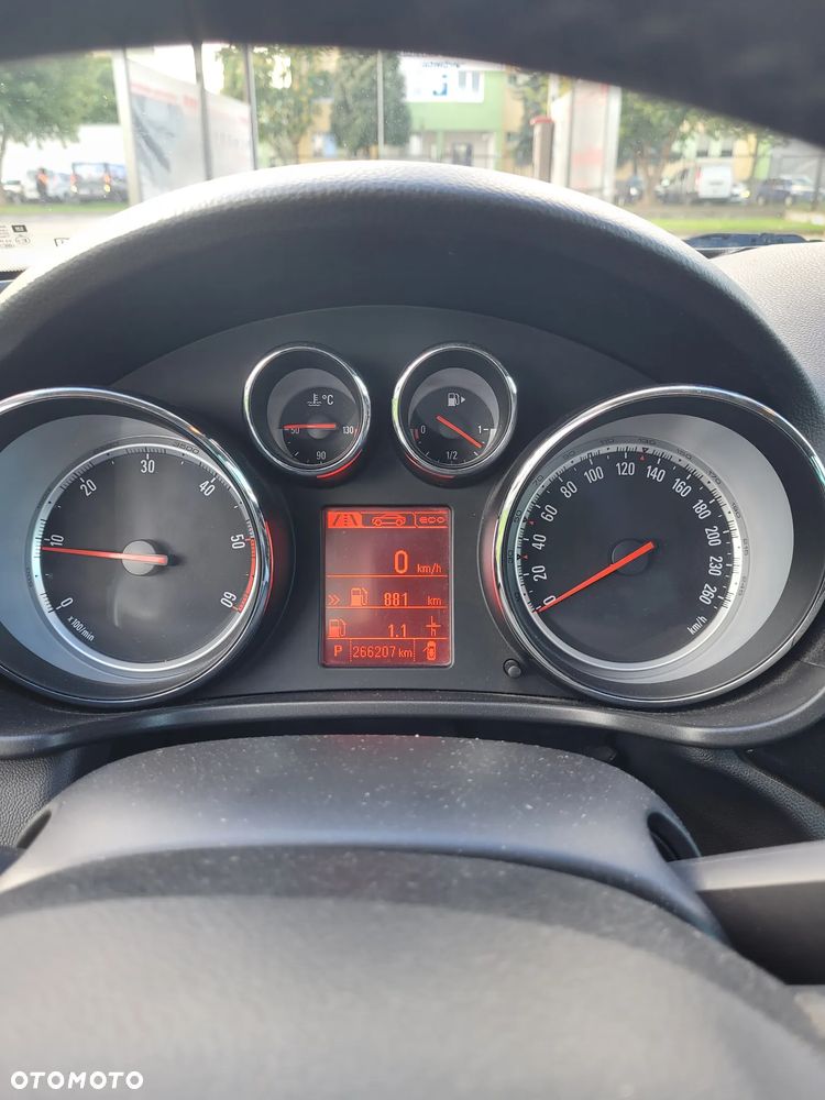 Opel Insignia 2.0 CDTI - 7
