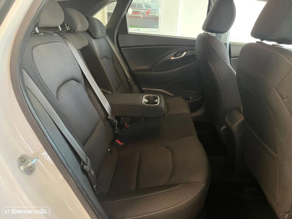 Hyundai i30 1.6 CRDI STyle - 10