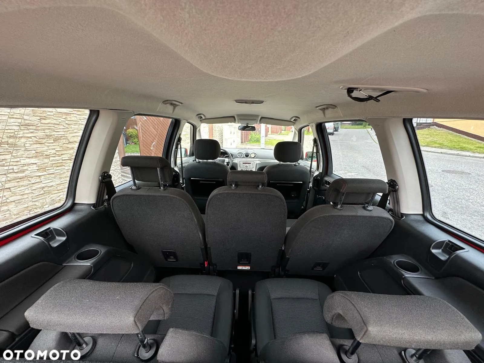 Ford Galaxy - 22