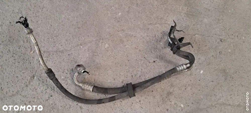 Przewody Węże Przewód Waż Klimatyzacji Skoda Superb I 3U0260704B - 1