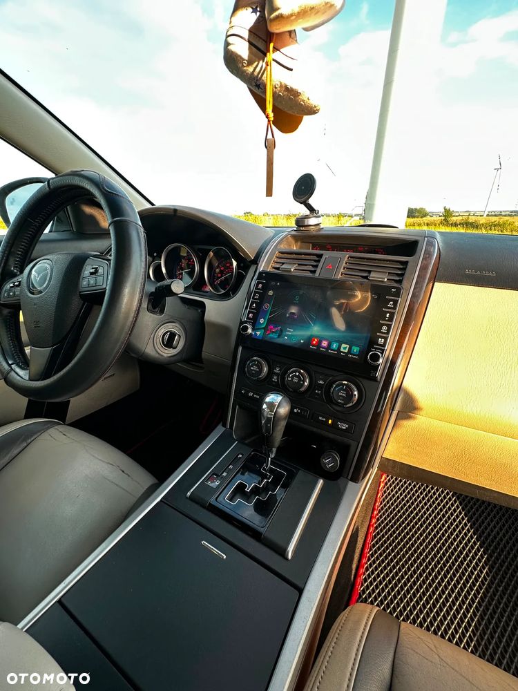 Mazda CX-9 3.7 V6 - 12
