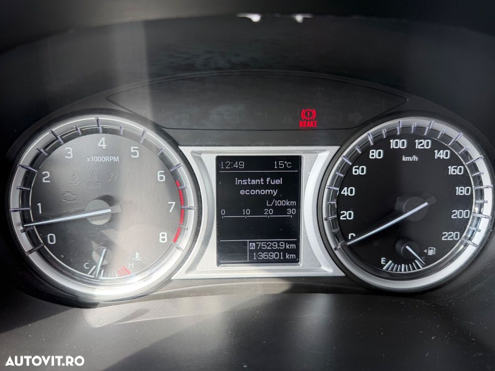 Suzuki Vitara 1.6 Passion - 11