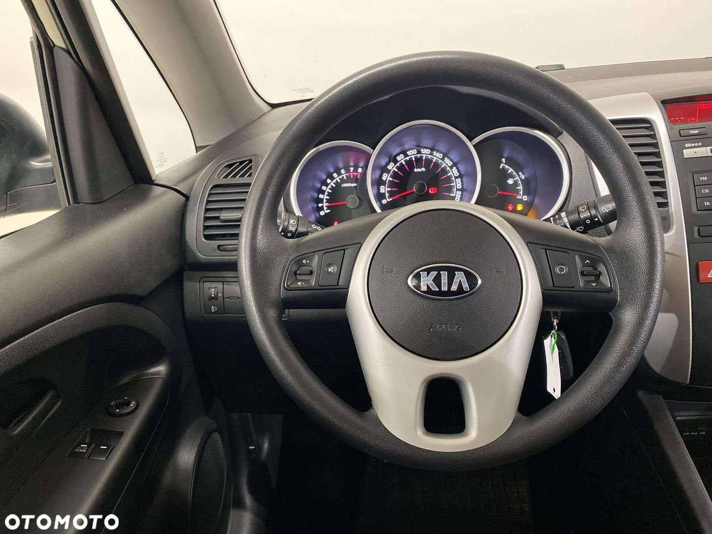 Kia Venga 1.6 M - 11