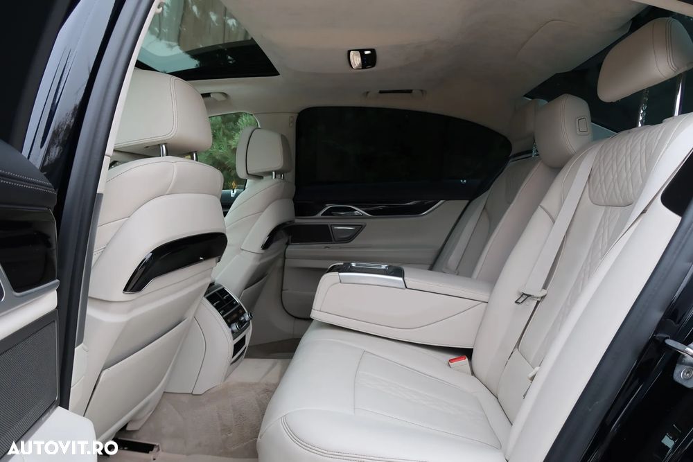 BMW Seria 7 730d xDrive - 12