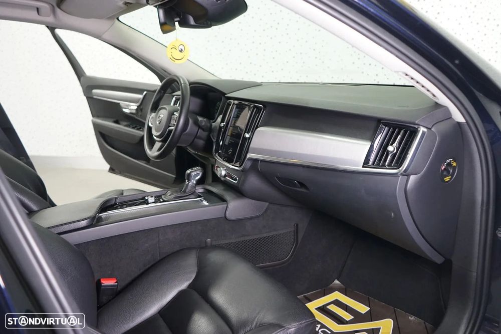 Volvo S90 2.0 D5 Momentum AWD Geartronic - 45