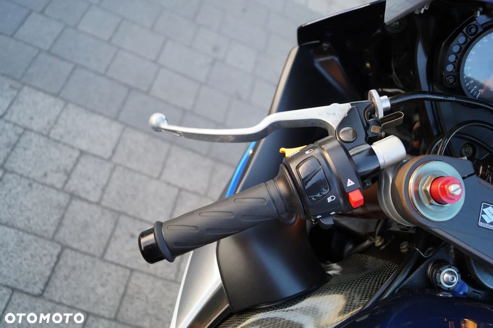 Suzuki GSX-R - 12