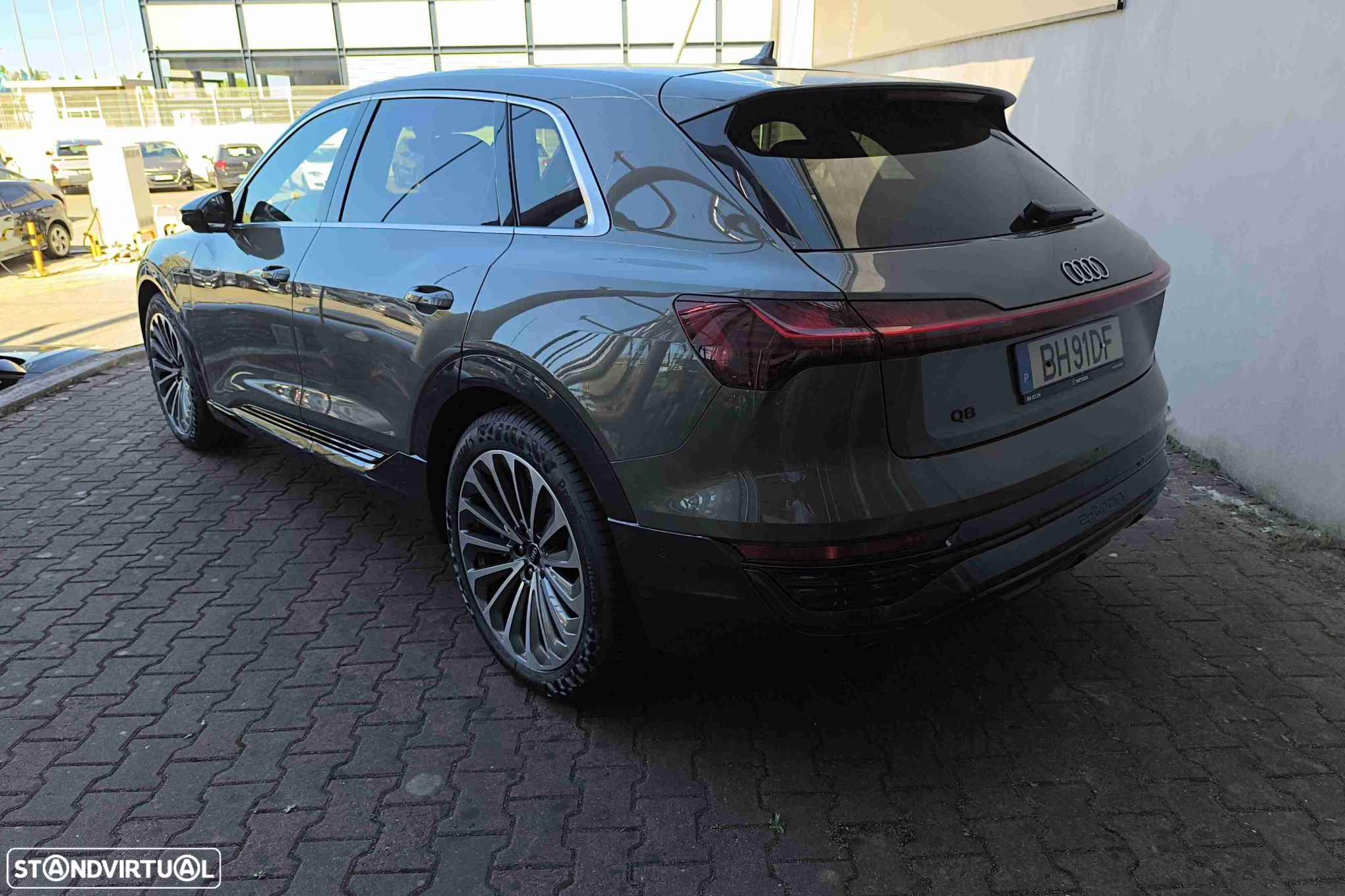 Audi Q8 e-Tron 55 quattro Advanced - 2