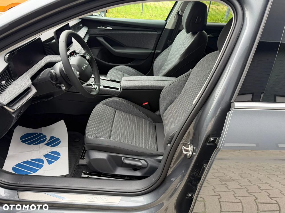 Skoda Superb 1.5 TSI mHEV Edition 130 DSG - 8