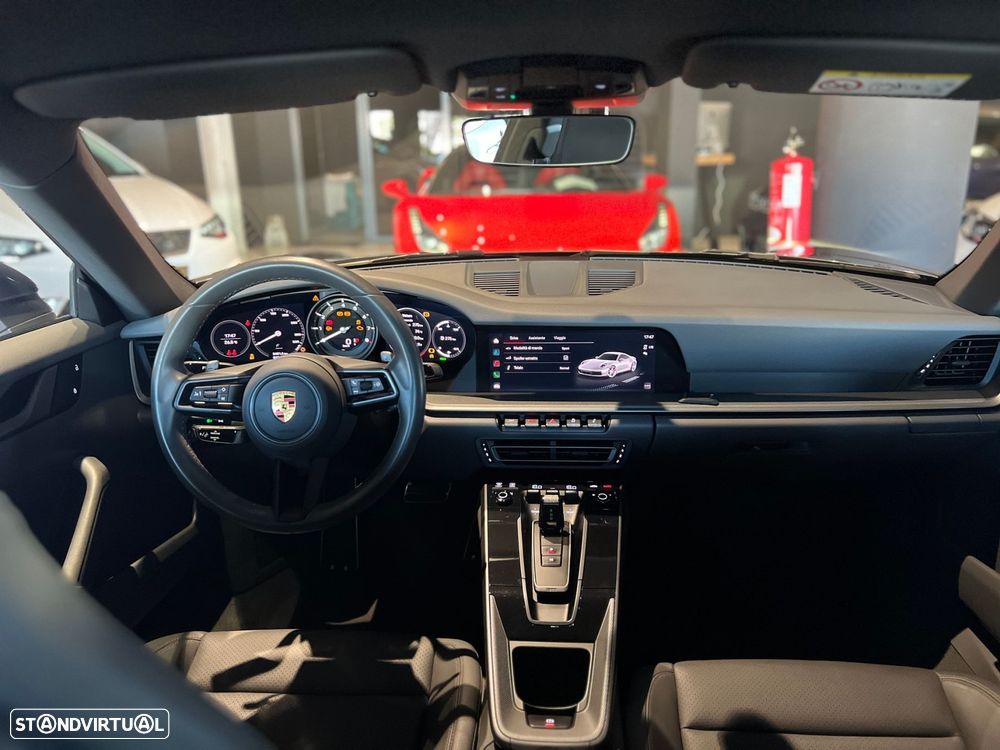 Porsche 911 (992) Carrera PDK - 47