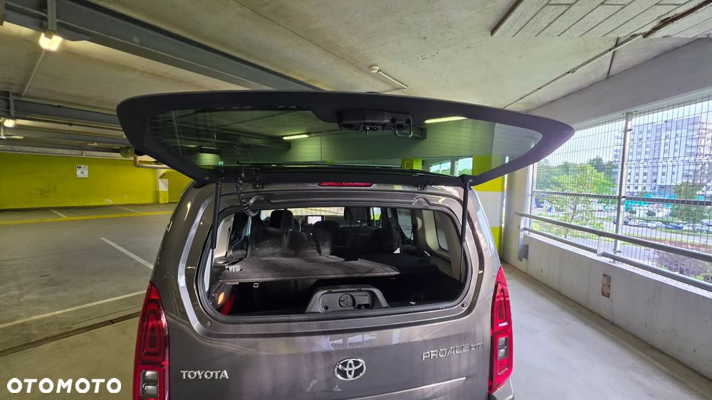 Toyota Proace City Verso 1.2 D-4T Family - 16