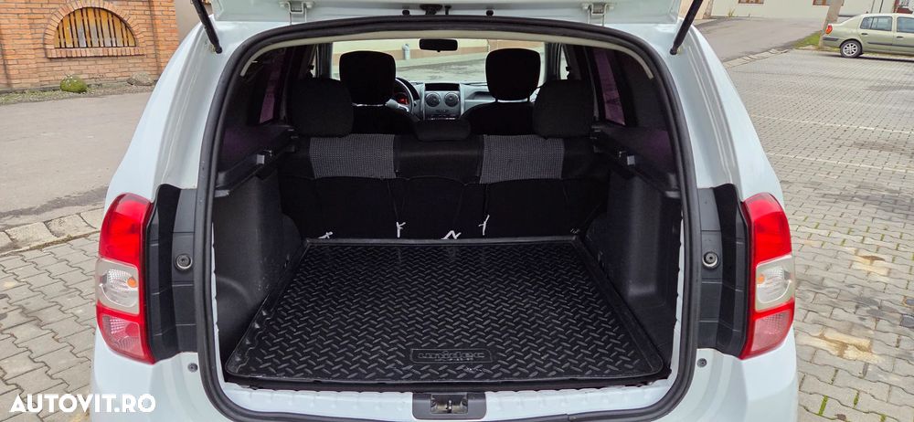 Dacia Duster 1.5 dCi 4WD Comfort - 8