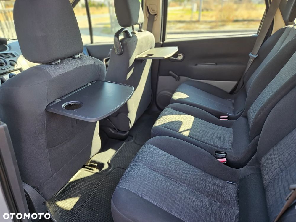 Renault Scenic 1.9 dCi Confort Authentique - 8