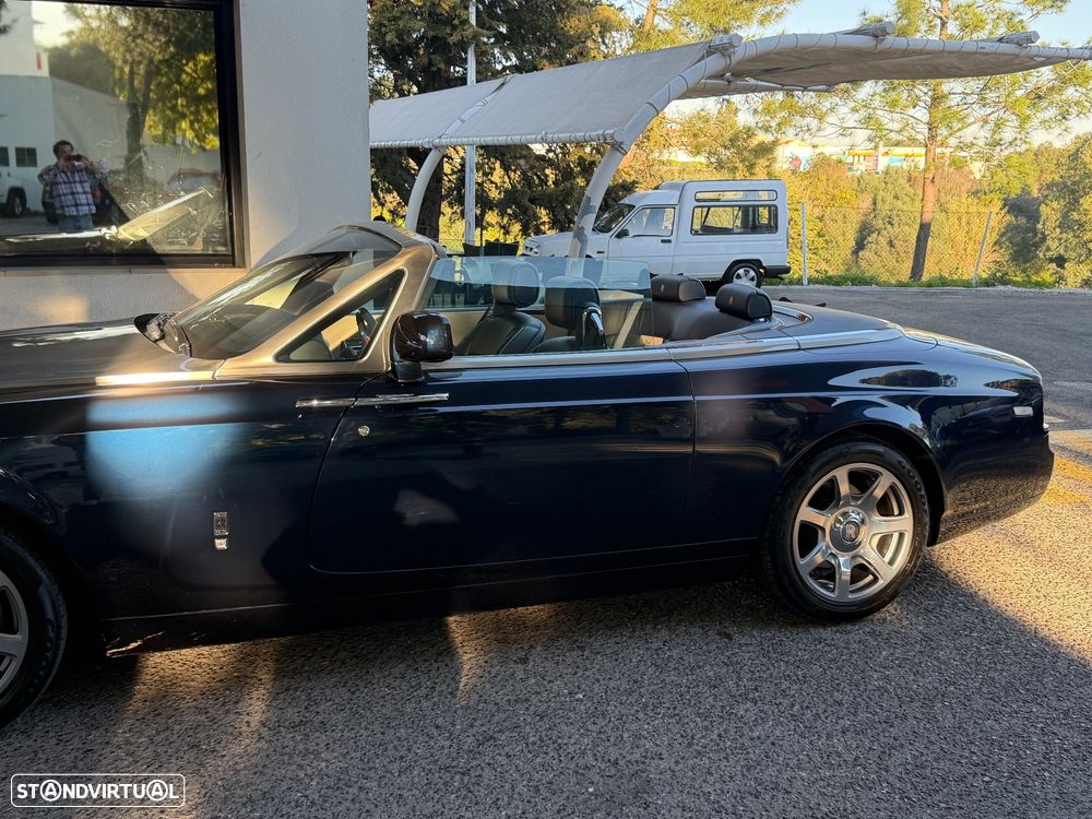 Rolls Royce Phantom 6.8 V12 - 6