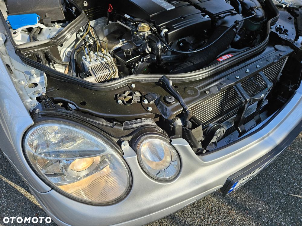 Mercedes-Benz Klasa E 200 Kompressor Classic - 16