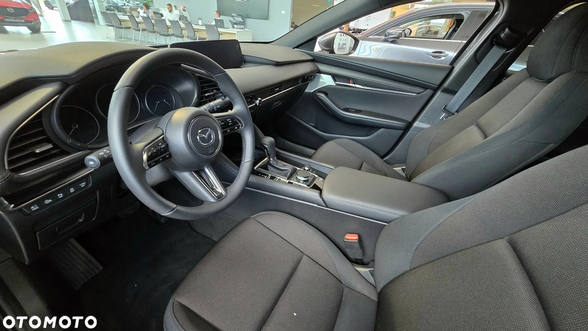 Mazda 3 - 10