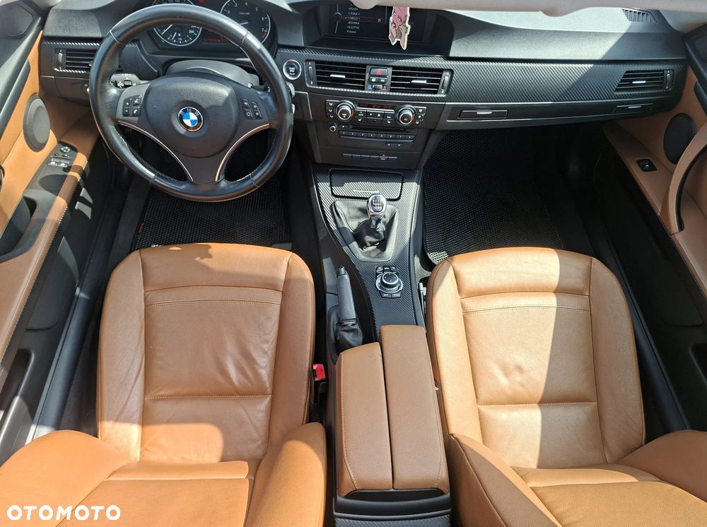 BMW Seria 3 318i M Sport Edition - 19