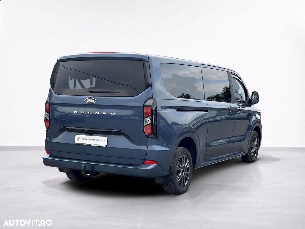 Ford Tourneo Custom - 7