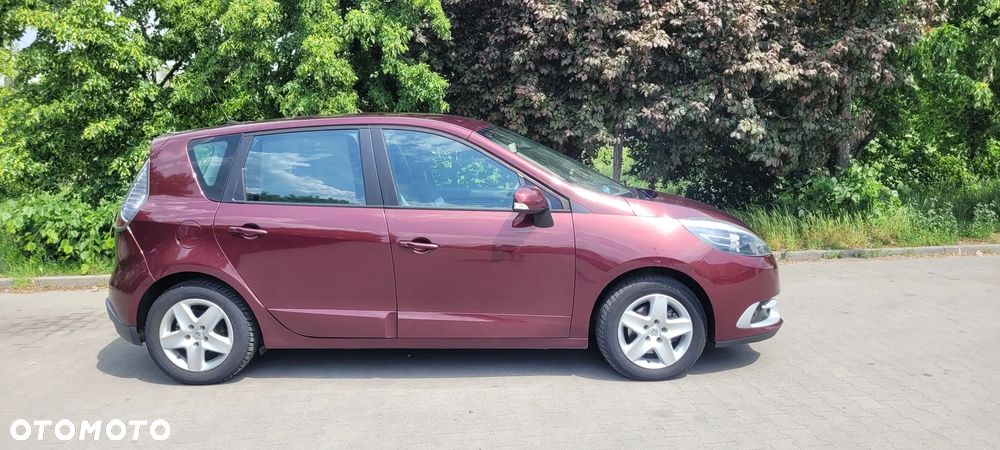 Renault Scenic 2014 photo 2
