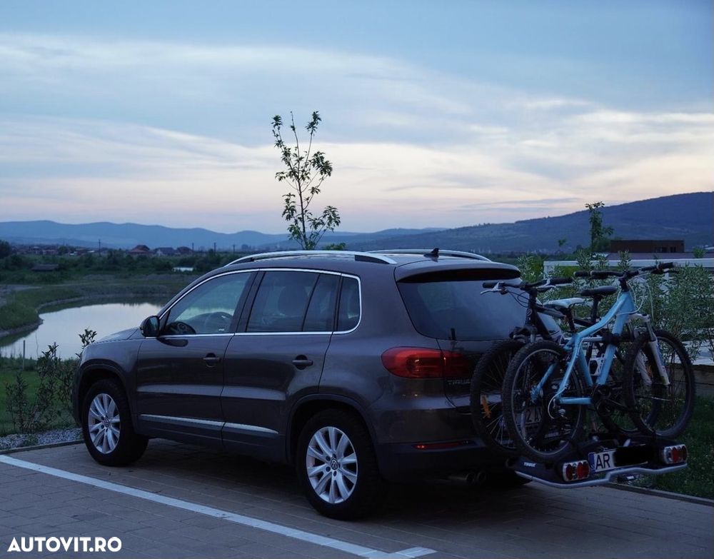 Volkswagen Tiguan 2.0 TDI 4Motion DSG Sport & Style - 3