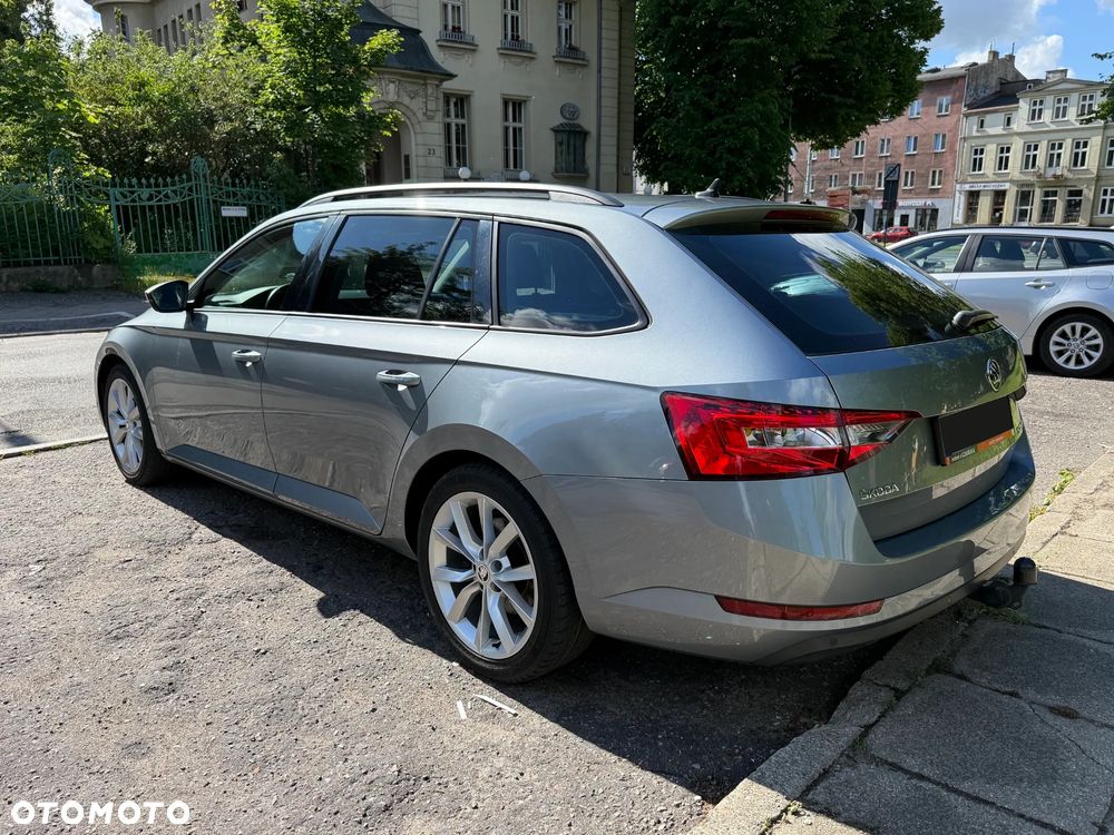 Skoda Superb 1.4 TSI ACT Ambition - 4