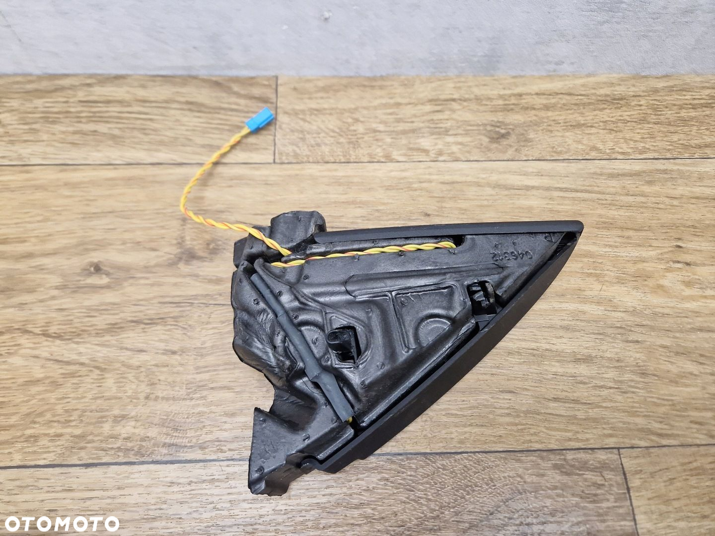 BMW F32 F33 F36 GŁOŚNIK PRAWY TRÓJKĄT TWEETER WYSOKOTONOWY HARMAN 9226357 - 3