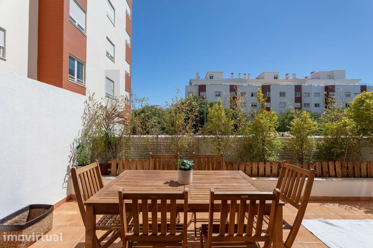 T2 MOBILADO com terraço e lugar de garagem - Grande imagem: 5/29
