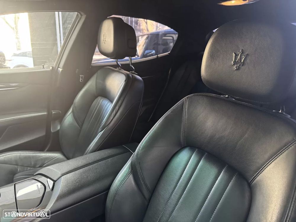 Maserati Ghibli 3.0 V6 - 29