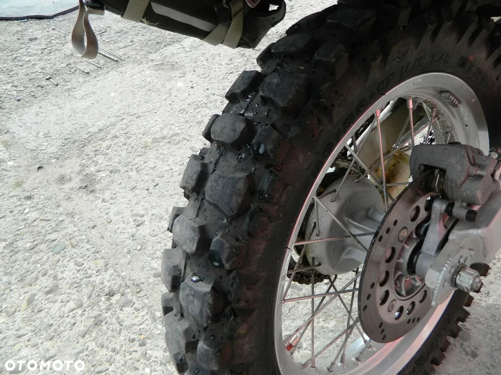 Suzuki DR - 11