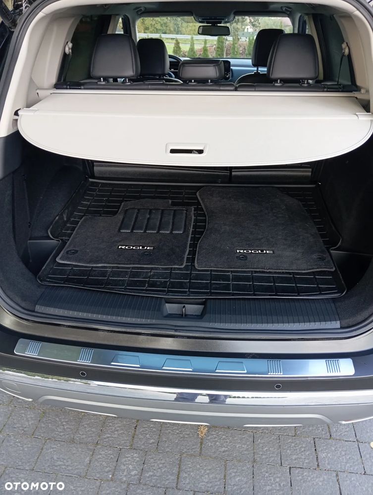 Nissan Rogue - 31