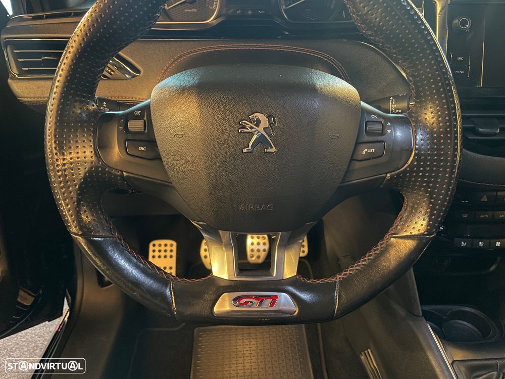 Peugeot 208 THP STOP & START GTi - 8