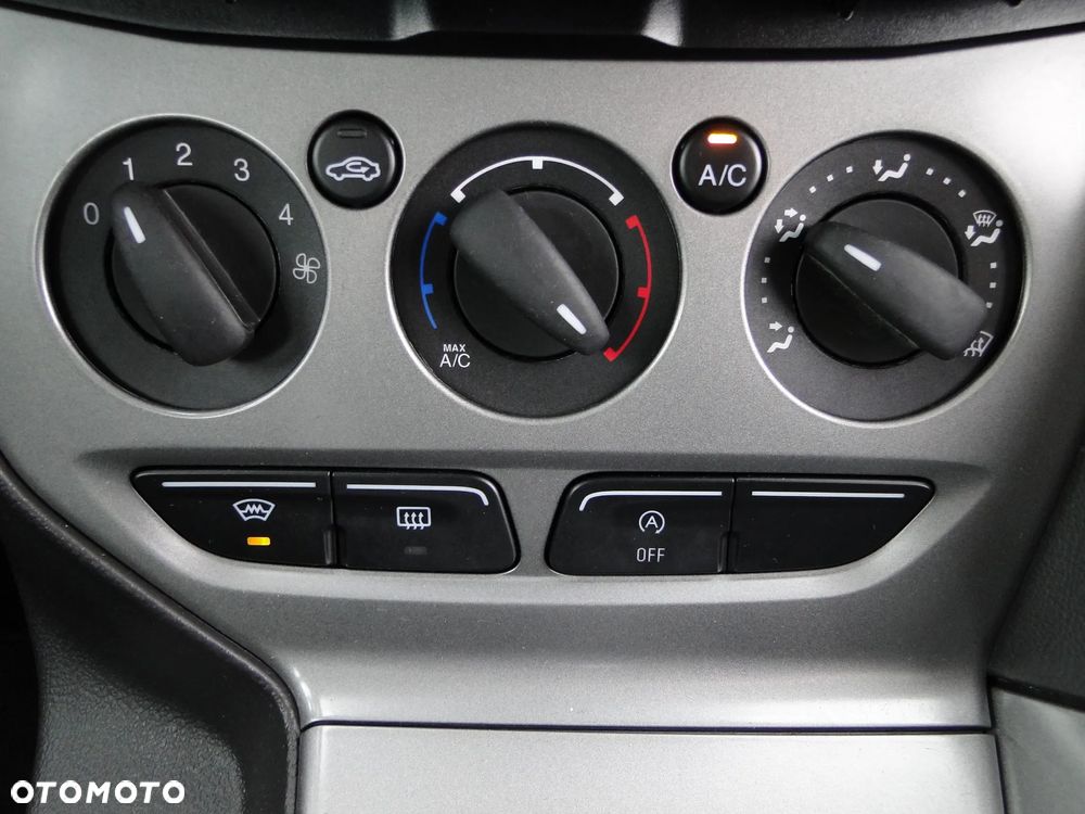 Ford Focus 1.0 EcoBoost Start-Stopp-System SYNC Edition - 21