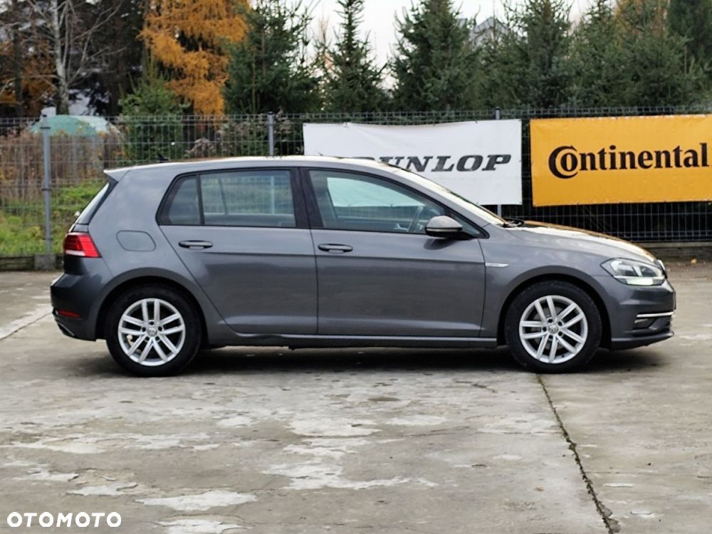 Volkswagen Golf - 20