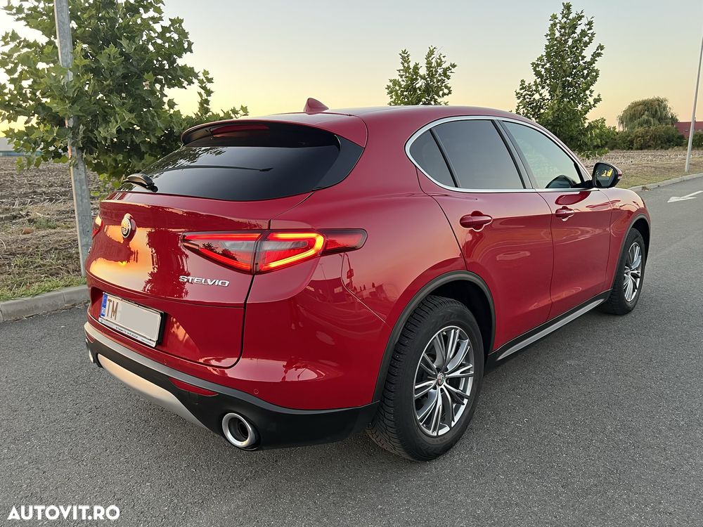 Alfa Romeo Stelvio 2.0 Turbo 16V AT8-Q4 Super - 5
