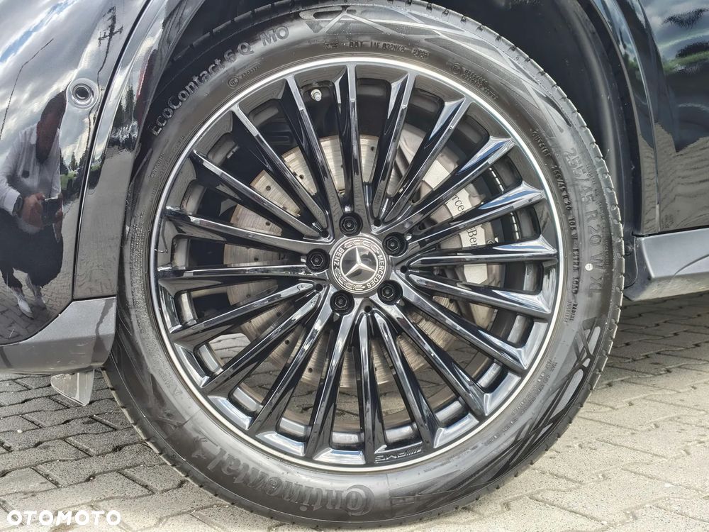 Mercedes-Benz GLC 300 e PHEV 4-Matic AMG Line - 22