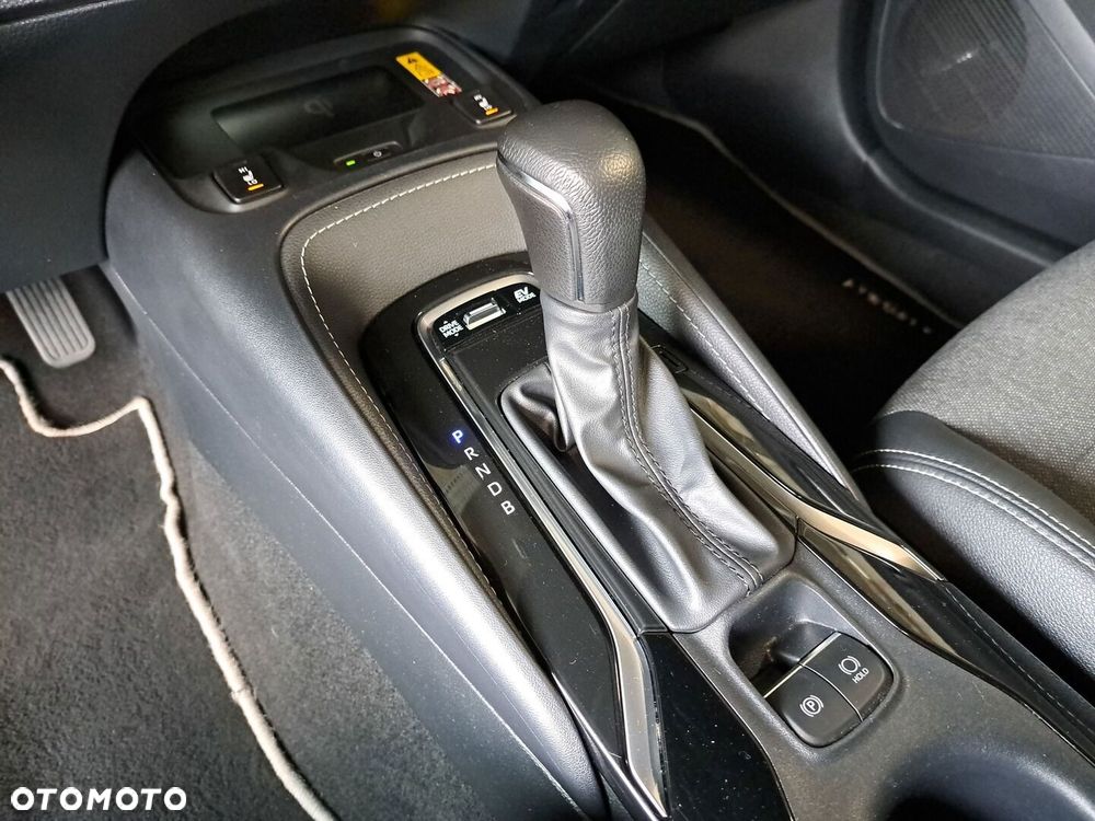 Toyota Corolla 1.8 Hybrid Style - 29